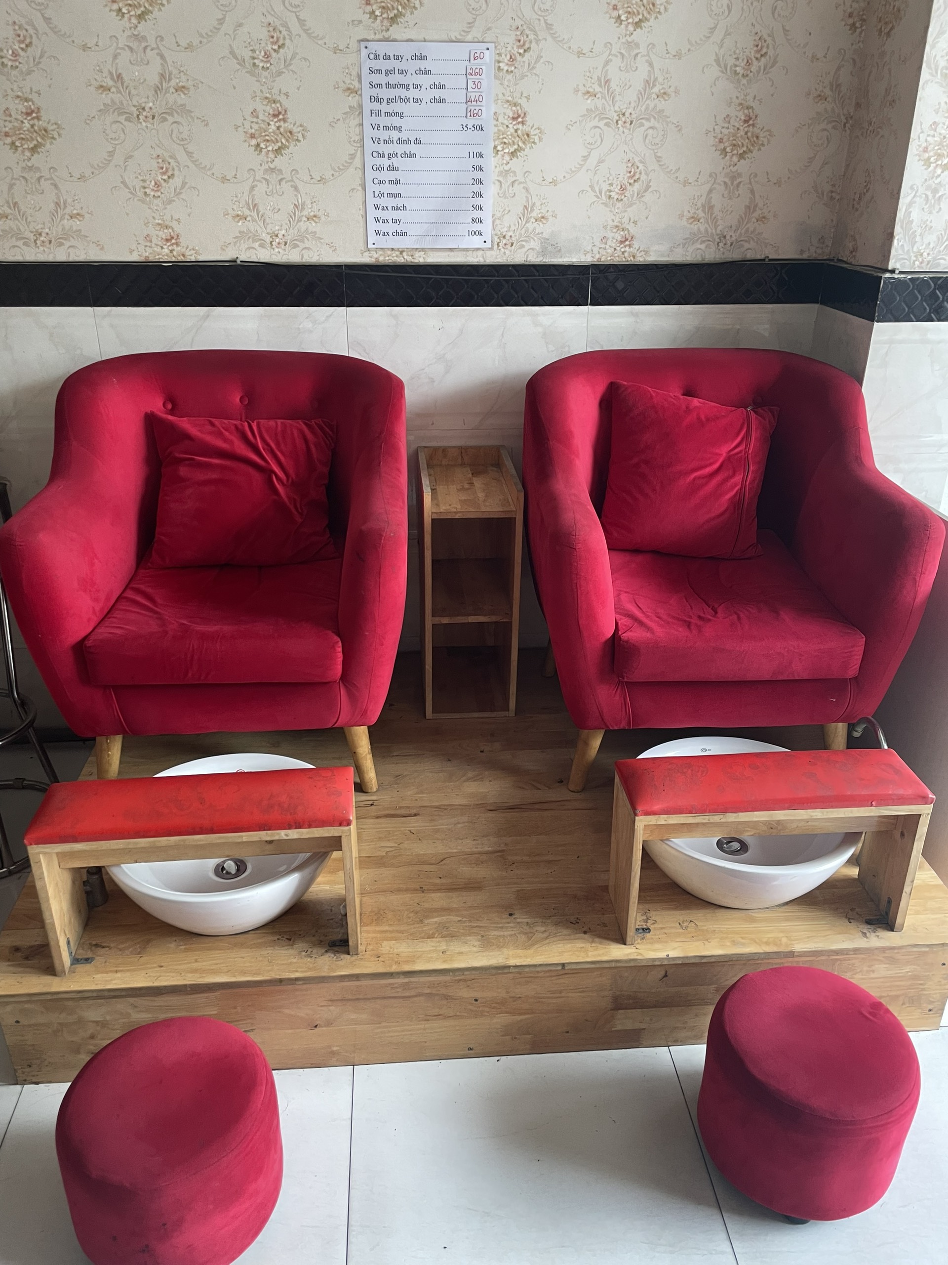 thu mua ghế sofa nail
